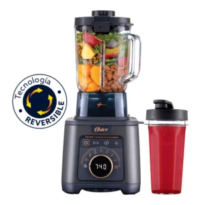 Licuadora Profesional Titan Oster de 2200 W con 4 Programas, 5 Velocidades, Vaso de Vidrio 2.5 L y Cuchilla de Acero Inoxidable